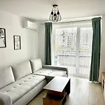 Appartement 4friendscoresibrasov C *